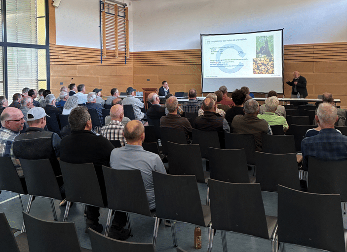 Fachvortrag von Prof. a.D. Roland Irslinger: Klimaschutz mit Wald. Fakten statt gefährlichem Halbwissen, wissenschaftlich belegt und logisch aufbereitet, klasse vorbereitet, klasse Vortrag!